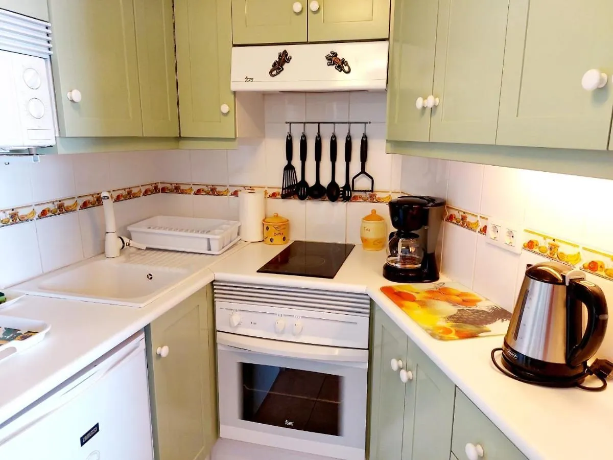 First Line Villa Floor Studio Apartment With Amazing Sea View Air Conditioned Just 50M From The Beach Costa Adeje  0*, Costa Adeje (Tenerife)